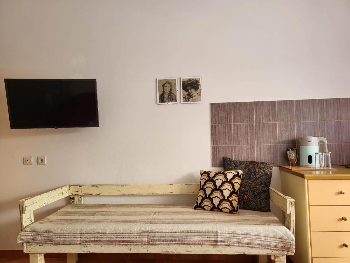 Vive Mare Hotel Sarandë Buitenkant foto