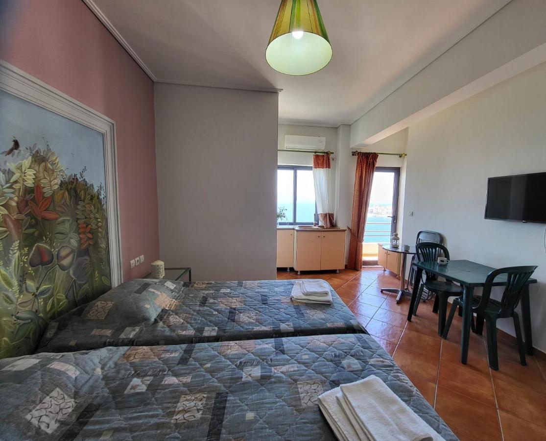Vive Mare Hotel Sarandë Buitenkant foto