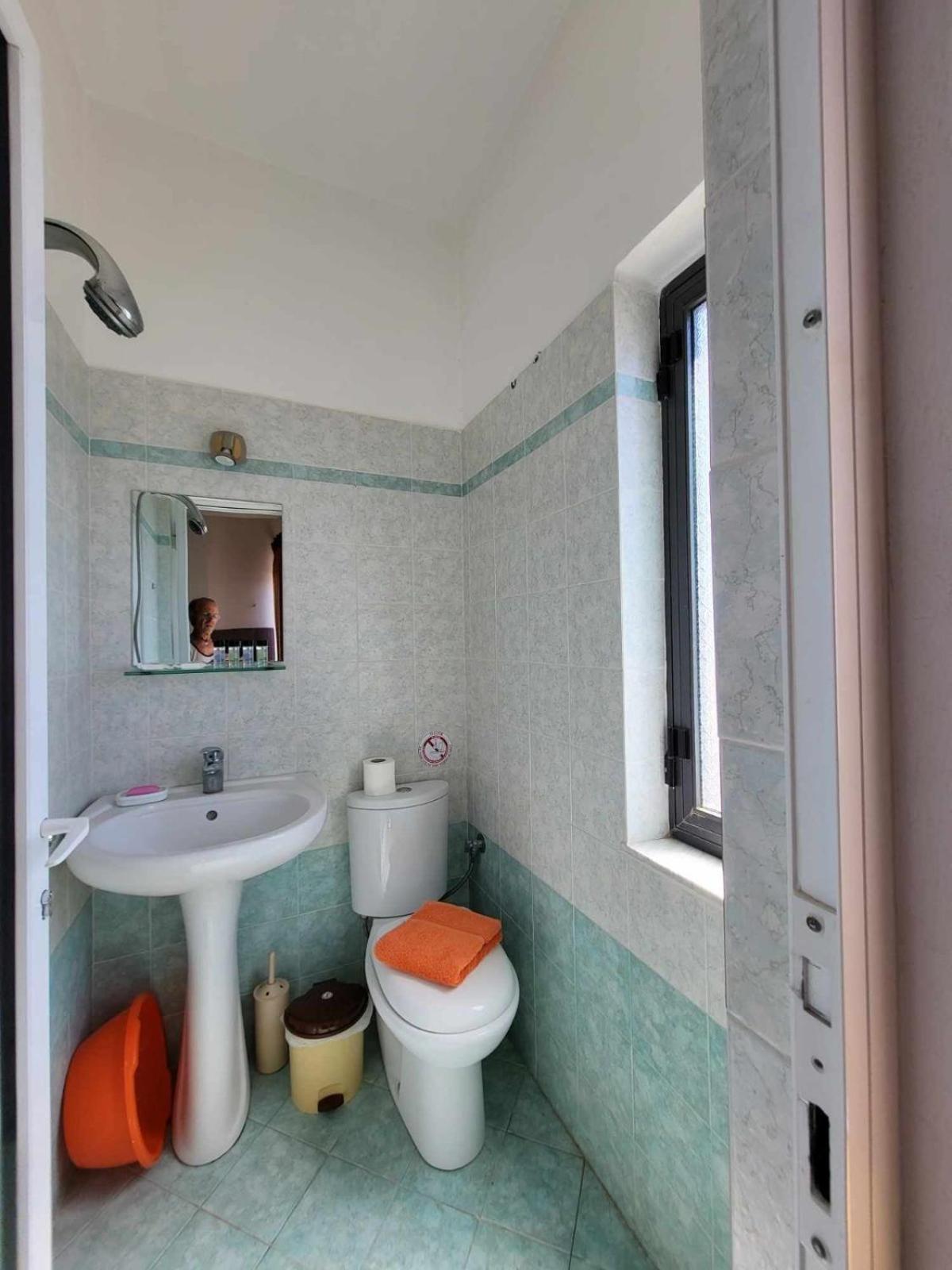 Vive Mare Hotel Sarandë Buitenkant foto